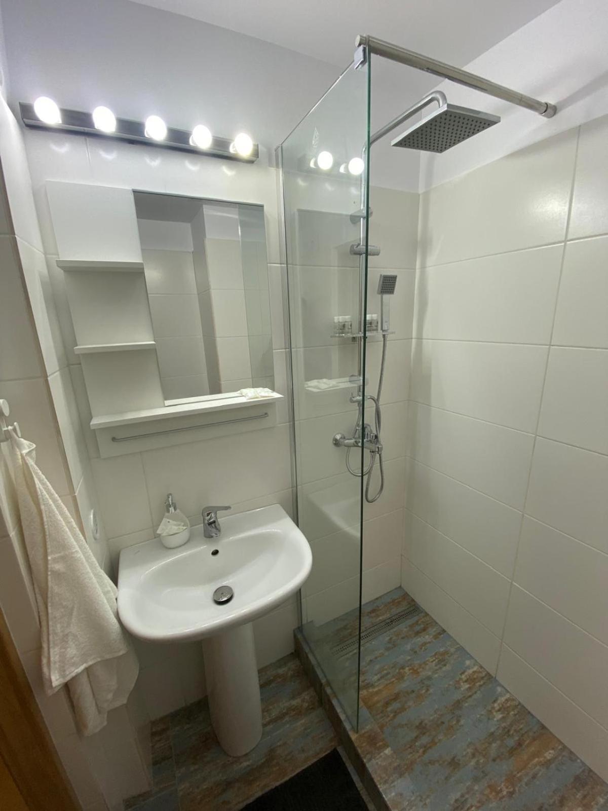 Apartament Universitate Leilighet Bucureşti Eksteriør bilde